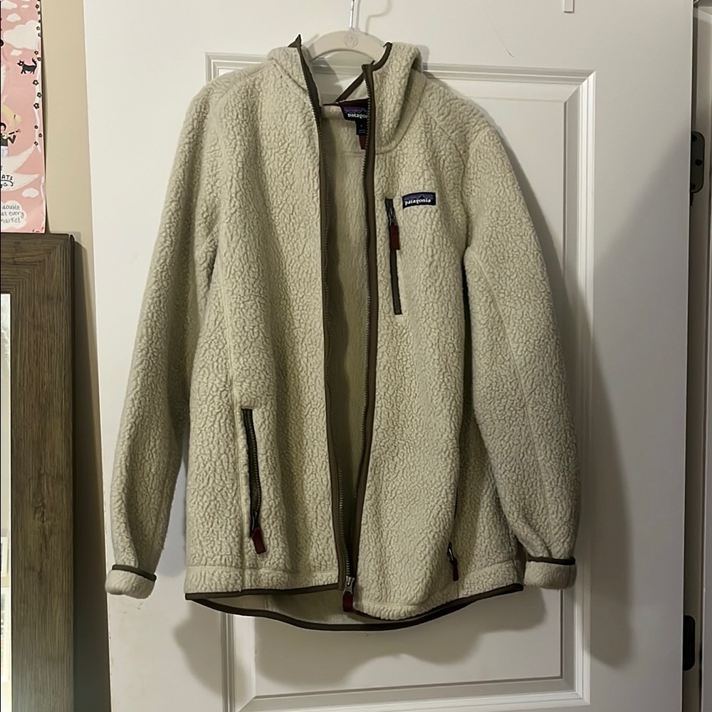 Patagonia Off-White Fleece Jacket